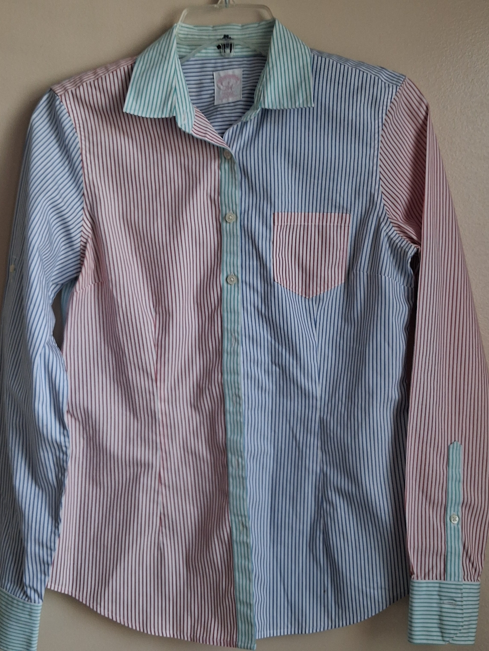 Brooks Brothers 346 Womens Multi Color Striped Fun Shirt Non-Iron Cotton Size 2 - Picture 3 of 6